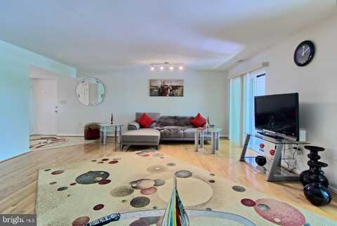 8009 GREENSPRING WAY, OWINGS MILLS, MD 21117