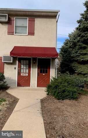 15 GEIST ROAD, LANCASTER, PA 17601