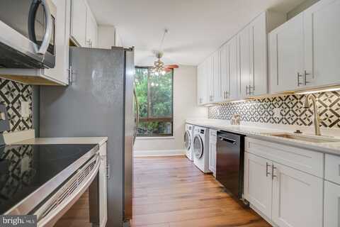 1800 OLD MEADOW ROAD, MCLEAN, VA 22102