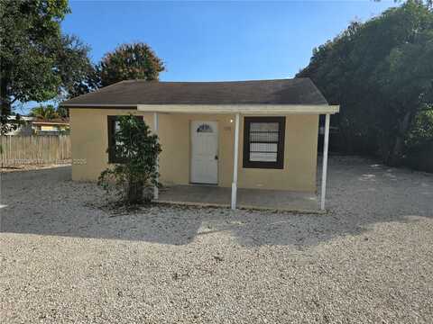 1376 NW 103rd St, Miami, FL 33147