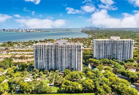 1000 Quayside Ter, Miami, FL 33138