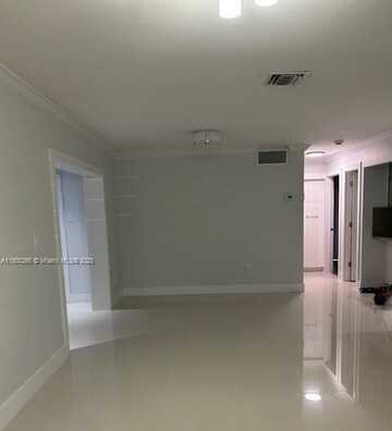 5412 NW 192nd Ln, Miami Gardens, FL 33055