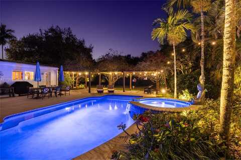 7290 SW 77th Ter, Miami, FL 33143