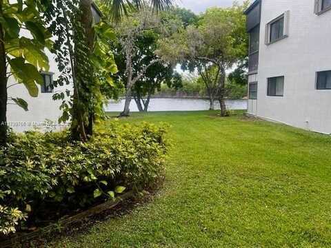 9920 NW 68th Pl, Tamarac, FL 33321