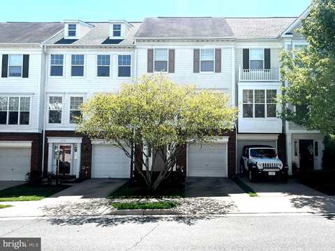 8135 RAINWATER CIRCLE, MANASSAS, VA 20111
