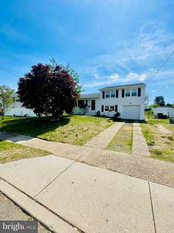 218 HENDRICKSON AVENUE, BEVERLY, NJ 08010