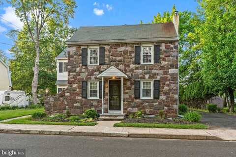 225 FLOWERS AVENUE, LANGHORNE, PA 19047