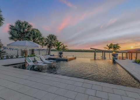 1194 N Peninsula Ave, New Smyrna Beach, FL 32169