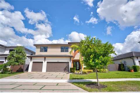 9015 NW 161st Ter, Miami Lakes, FL 33018