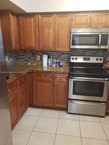 2520 Van Buren St, Hollywood, FL 33020