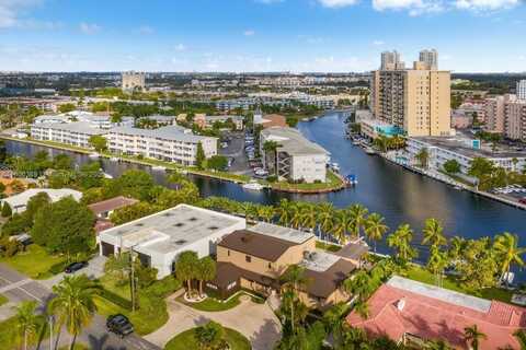 418 Tammarind Dr, Hallandale Beach, FL 33009