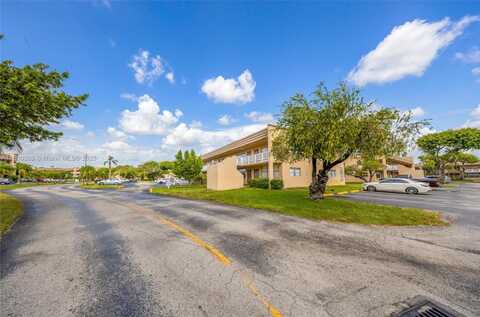 9101 Sunrise Lakes Blvd, Sunrise, FL 33322