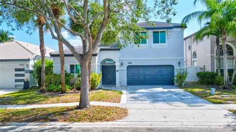15843 NW 10th St, Pembroke Pines, FL 33028