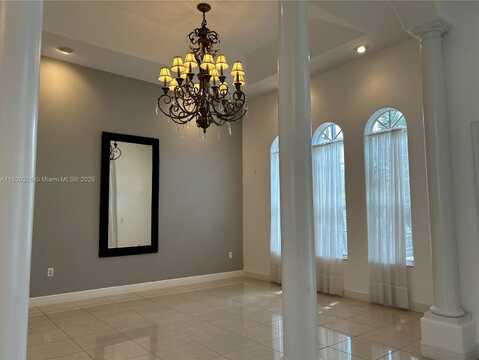 2640 Fairways Dr, Homestead, FL 33035