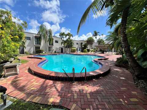 4730 SW 67th Ave, Miami, FL 33155