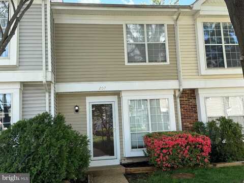 207 SAINT JOHNS SQUARE, STERLING, VA 20164