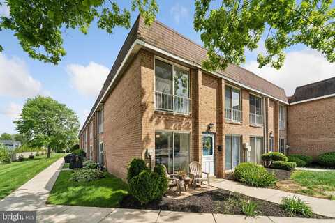 309 VALLEY FORGE COURT, WARMINSTER, PA 18974