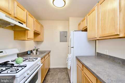 2845 DENVER STREET SE, WASHINGTON, DC 20020