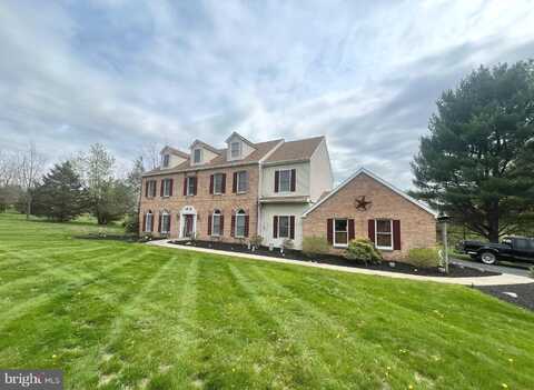 11 MORLATTON ROAD, DOUGLASSVILLE, PA 19518