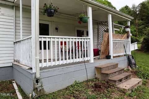 3871 Roundtop Circle, Saltville, VA 24370