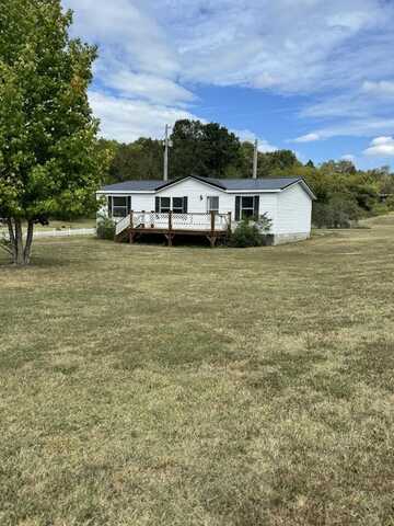 227 Green Hill Road, Pleasant Shade, TN 37145