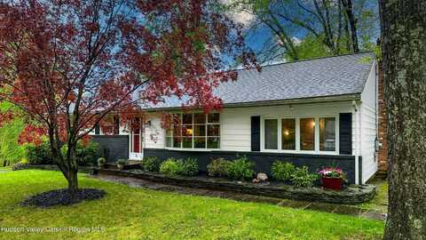 11 Woodland Drive, New Paltz, NY 12561