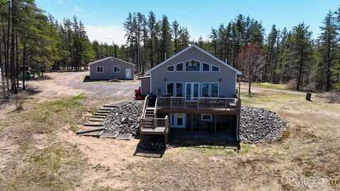 1430 E Provost Lake, Skandia, MI 49885