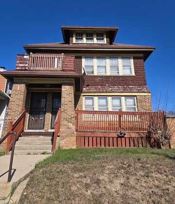 3800 N 10th St, Milwaukee, WI 53206