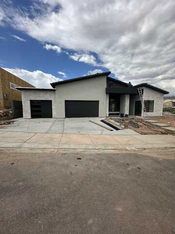 281 E 1050 N, Hurricane, UT 84737