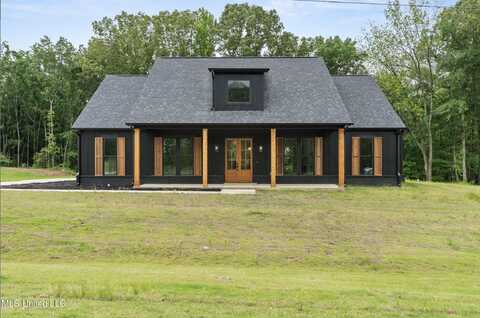 121 Drake Lane, Red Banks, MS 38661
