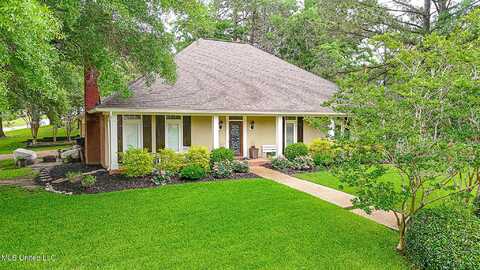 322 Woodlands Drive, Brandon, MS 39047