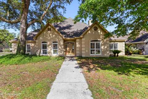 426 Carmargue Lane, Biloxi, MS 39531