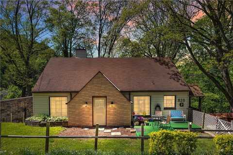 830 Wayne Ave, Ellwood City, PA 16117