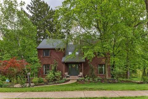10186 Woodbury Dr, McCandless, PA 15090