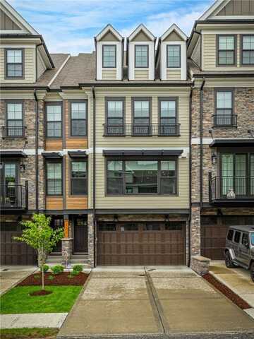 120 Enclave Dr, Seven Fields, PA 16046