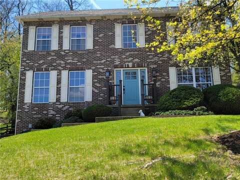 518 Pine Bluff Dr, Adamstown, PA 16046