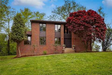 94 Nancy Ln, Strabane, PA 15317