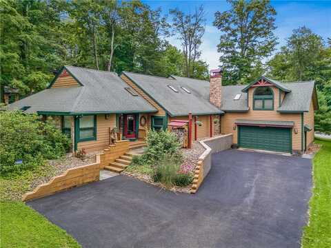 463 Gardner Road, Hidden Valley, PA 15502