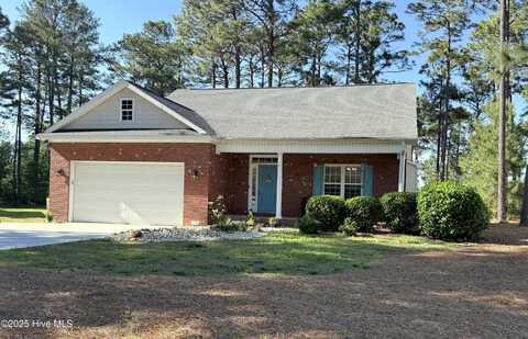 165 Laurel Oak Lane, Pinebluff, NC 28373