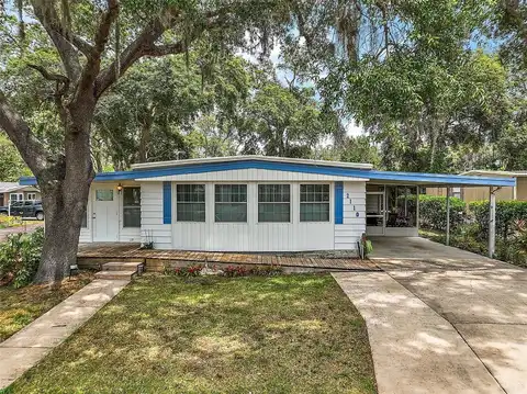 2110 OAK CIRCLE, MOUNT DORA, FL 32757