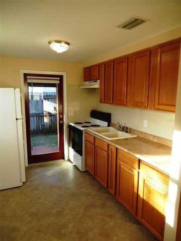 5570 61ST STREET N, Saint Petersburg, FL 33709