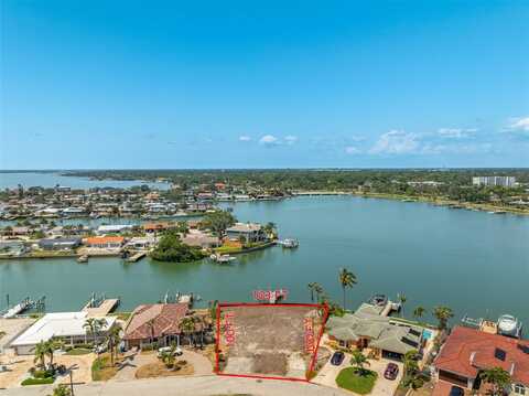 7821 3RD AVENUE S, Saint Petersburg, FL 33707