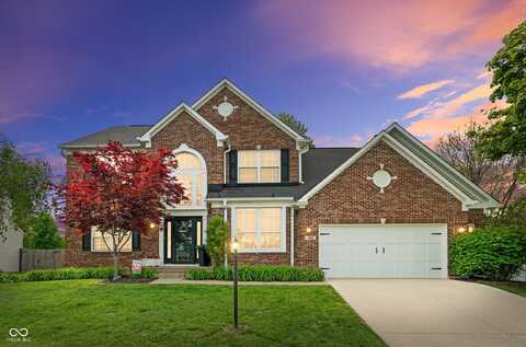 828 Breaside Lane, Greenwood, IN 46143
