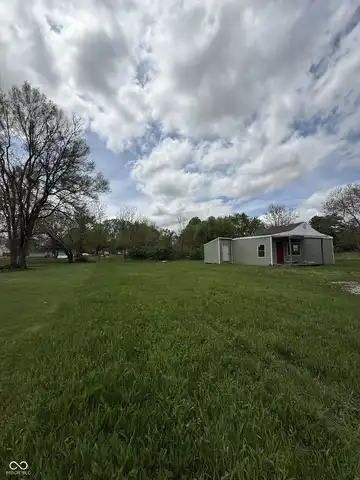 1505 E 20th Street, Muncie, IN 47302