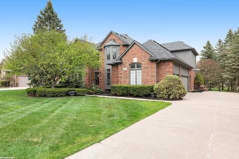 54002 Whitby, Shelby, MI 48316