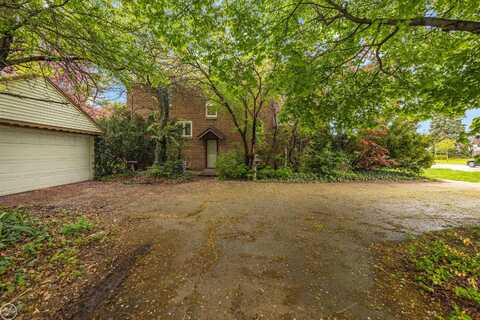 11081 15 Mile, Sterling Heights, MI 48312