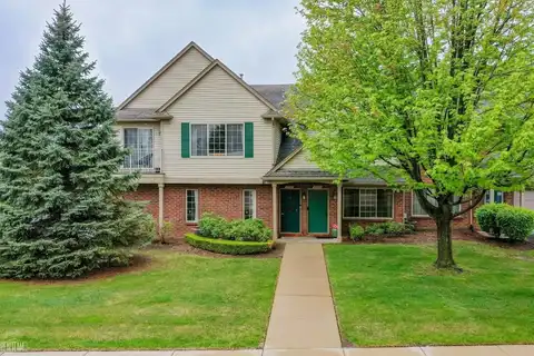 45537 Hidden View, Utica, MI 48315