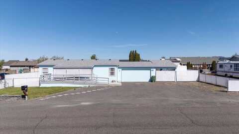 516 E Viewpoint Drive, Culver, OR 97734
