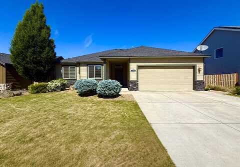2773 SW 50th Street, Redmond, OR 97756