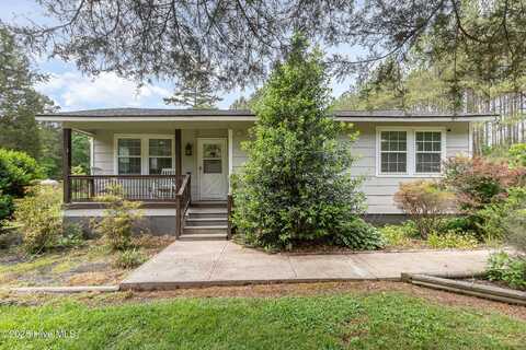 2746 Saint Luke Church Road, Goldston, NC 27252
